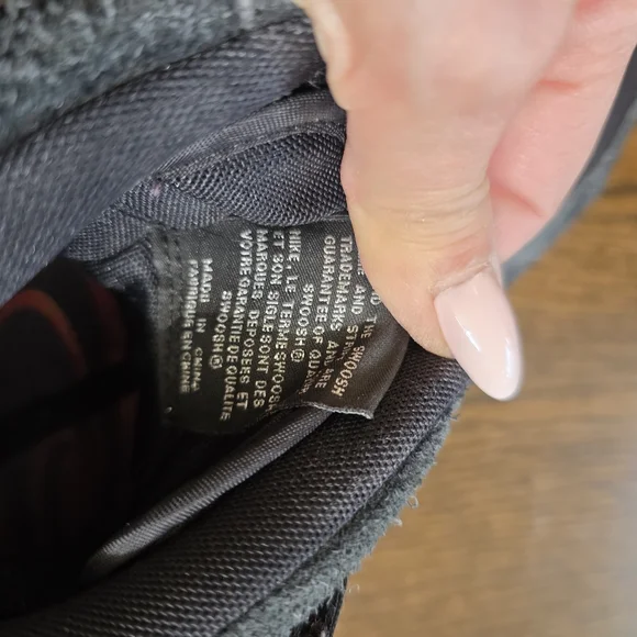 Nike High-Top Sneakers in Black Size 9 Women - Picture 5 of 7